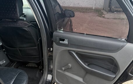Ford Focus II рестайлинг, 2006 год, 450 000 рублей, 18 фотография