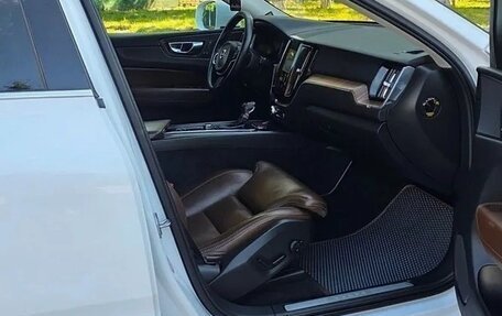 Volvo XC60 II, 2018 год, 2 000 000 рублей, 7 фотография