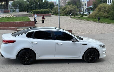 KIA Optima IV, 2017 год, 1 600 000 рублей, 12 фотография