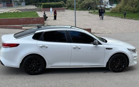 KIA Optima IV, 2017 год, 1 600 000 рублей, 11 фотография