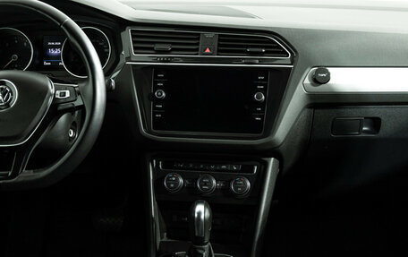 Volkswagen Tiguan II, 2019 год, 2 299 777 рублей, 15 фотография