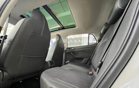 Volkswagen T-Cross I, 2023 год, 1 219 000 рублей, 7 фотография