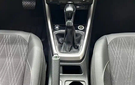 Volkswagen T-Cross I, 2023 год, 1 219 000 рублей, 12 фотография