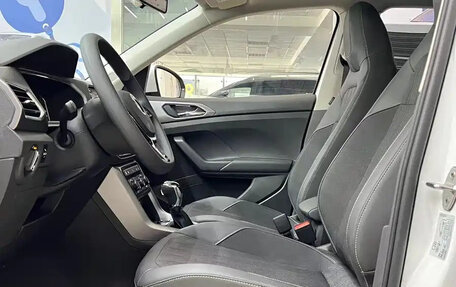 Volkswagen T-Cross I, 2023 год, 1 219 000 рублей, 13 фотография