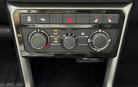 Volkswagen T-Cross I, 2023 год, 1 219 000 рублей, 11 фотография