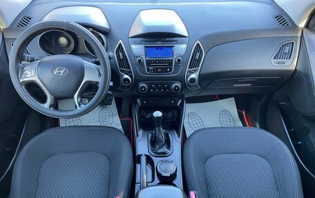 Hyundai ix35 I рестайлинг, 2012 год, 850 000 рублей, 9 фотография