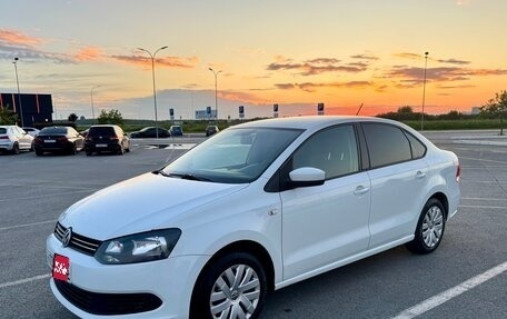 Volkswagen Polo VI (EU Market), 2015 год, 684 000 рублей, 1 фотография