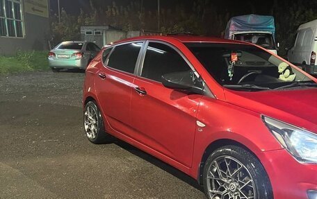 Hyundai Solaris II рестайлинг, 2014 год, 890 000 рублей, 2 фотография
