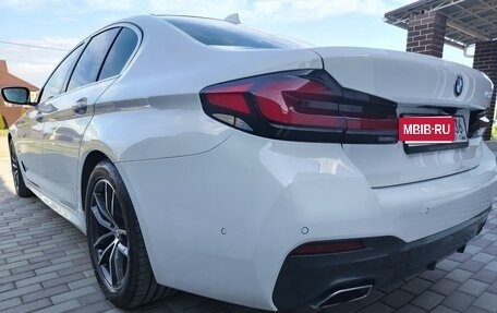 BMW 5 серия, 2022 год, 4 999 999 рублей, 10 фотография