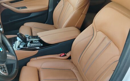 BMW 5 серия, 2022 год, 4 999 999 рублей, 28 фотография