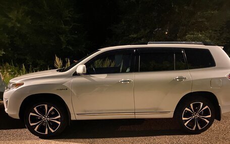 Toyota Highlander III, 2011 год, 2 800 000 рублей, 6 фотография