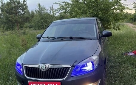Skoda Fabia II, 2011 год, 400 000 рублей, 1 фотография