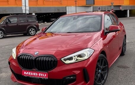 BMW 1 серия, 2021 год, 3 500 000 рублей, 1 фотография