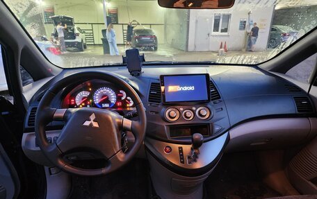 Mitsubishi Grandis, 2006 год, 565 000 рублей, 10 фотография