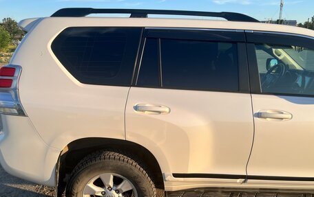Toyota Land Cruiser Prado 150 рестайлинг 2, 2011 год, 2 550 000 рублей, 5 фотография
