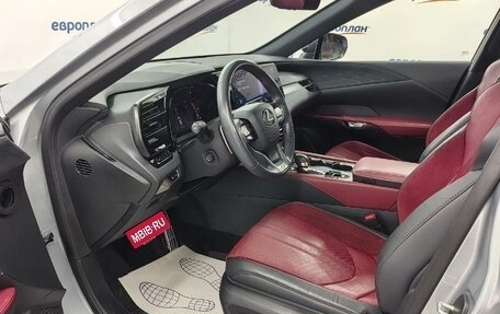 Lexus RX IV рестайлинг, 2022 год, 8 550 000 рублей, 6 фотография