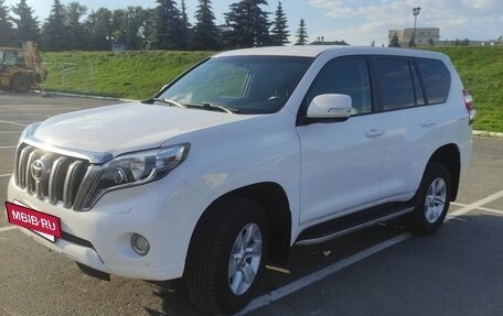 Toyota Land Cruiser Prado 150 рестайлинг 2, 2014 год, 3 600 000 рублей, 3 фотография