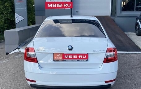 Skoda Octavia, 2018 год, 1 100 000 рублей, 4 фотография
