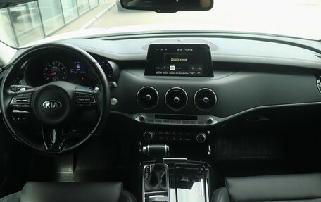 KIA Stinger I, 2019 год, 2 420 000 рублей, 7 фотография