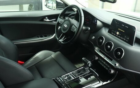 KIA Stinger I, 2019 год, 2 420 000 рублей, 6 фотография