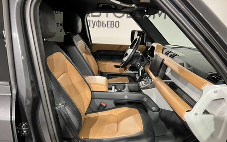 Land Rover Defender II, 2023 год, 11 990 000 рублей, 17 фотография