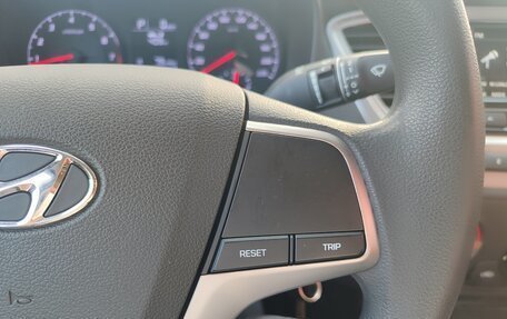 Hyundai Solaris II рестайлинг, 2021 год, 1 390 000 рублей, 13 фотография