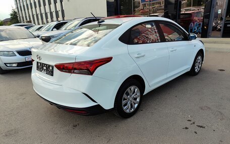 Hyundai Solaris II рестайлинг, 2021 год, 1 390 000 рублей, 6 фотография
