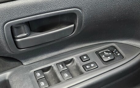 Mitsubishi Outlander III рестайлинг 3, 2016 год, 1 849 000 рублей, 16 фотография