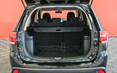 Mitsubishi Outlander III рестайлинг 3, 2016 год, 1 849 000 рублей, 17 фотография