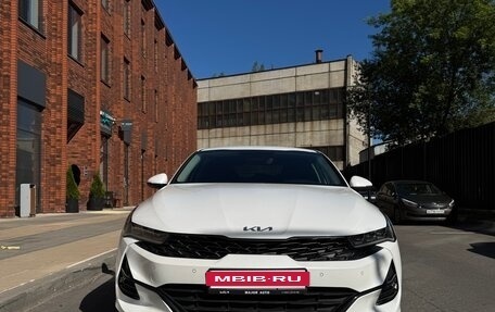 KIA K5, 2021 год, 3 050 000 рублей, 2 фотография