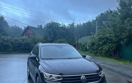 Volkswagen Tiguan II, 2021 год, 3 699 999 рублей, 5 фотография