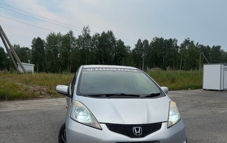 Honda Fit III, 2008 год, 520 000 рублей, 3 фотография