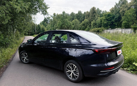 Geely Emgrand, 2024 год, 1 800 000 рублей, 2 фотография