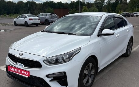 KIA Cerato IV, 2019 год, 1 730 000 рублей, 2 фотография