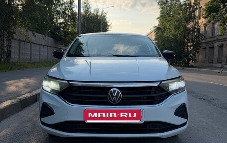 Volkswagen Polo VI (EU Market), 2021 год, 980 000 рублей, 2 фотография