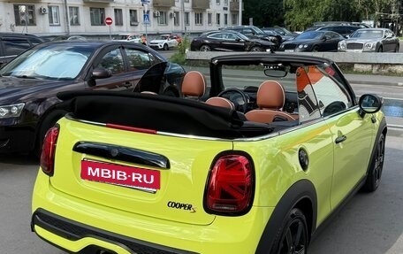 MINI Cabrio, 2021 год, 4 230 000 рублей, 33 фотография