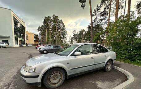 Volkswagen Passat B5+ рестайлинг, 1997 год, 140 000 рублей, 3 фотография