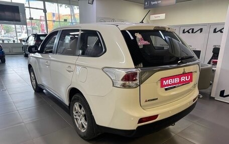 Mitsubishi Outlander III рестайлинг 3, 2012 год, 930 000 рублей, 6 фотография