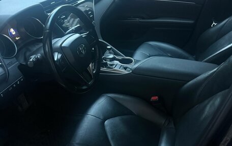 Toyota Camry, 2018 год, 2 500 000 рублей, 4 фотография