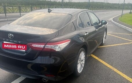 Toyota Camry, 2018 год, 2 500 000 рублей, 8 фотография