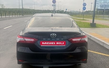 Toyota Camry, 2018 год, 2 500 000 рублей, 7 фотография