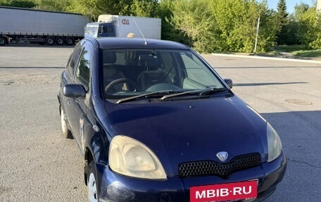 Toyota Vitz, 2001 год, 250 000 рублей, 3 фотография
