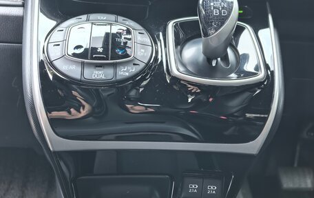 Toyota Esquire I, 2018 год, 2 699 999 рублей, 30 фотография