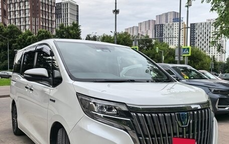 Toyota Esquire I, 2018 год, 2 699 999 рублей, 18 фотография