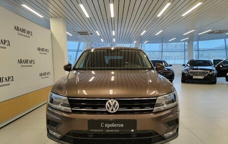 Volkswagen Tiguan II, 2018 год, 1 649 000 рублей, 3 фотография