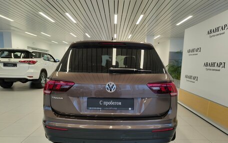 Volkswagen Tiguan II, 2018 год, 1 649 000 рублей, 4 фотография