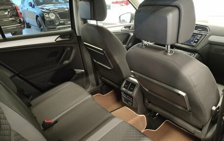 Volkswagen Tiguan II, 2018 год, 1 649 000 рублей, 8 фотография