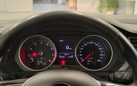 Volkswagen Tiguan II, 2018 год, 1 649 000 рублей, 15 фотография