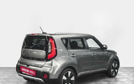 KIA Soul II рестайлинг, 2017 год, 1 799 000 рублей, 7 фотография