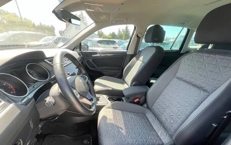 Volkswagen Tiguan II, 2022 год, 2 342 000 рублей, 7 фотография